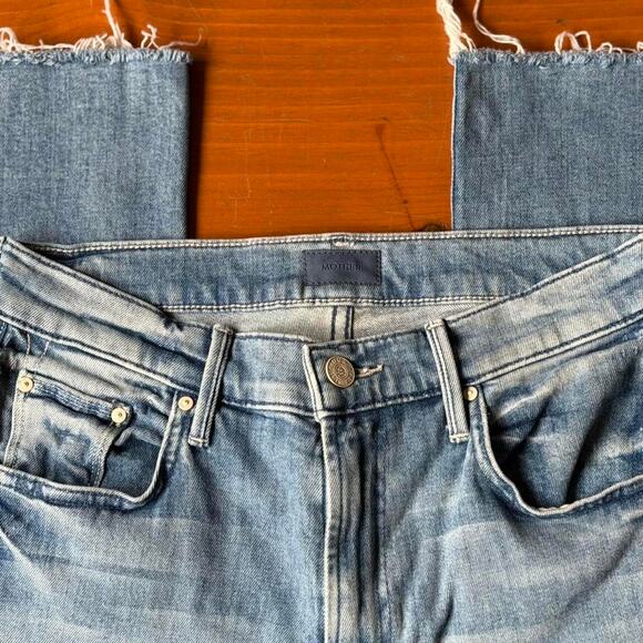 Mother The Insider Ankle Fray Jeans (27) - Picture 6 of 8